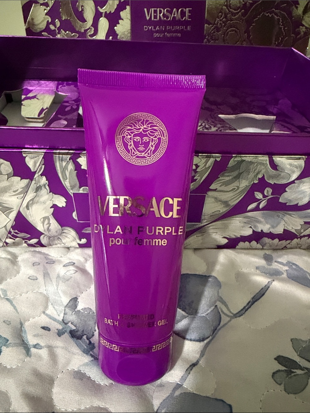Versace Dylan Purple Bath & Shower Gel - Purple. New